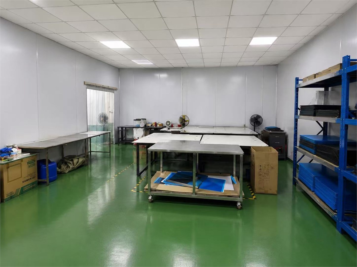 Clean lay-up room