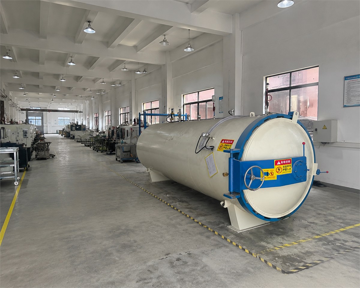 Autoclave curing